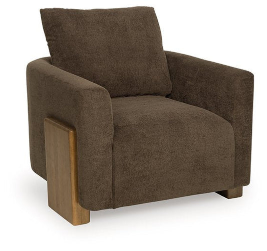 Dairlett Accent Chair