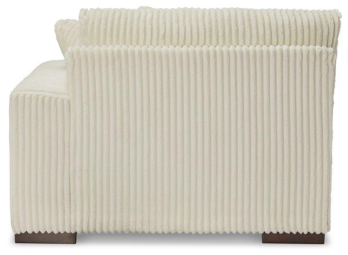Lindyn Sectional Sofa