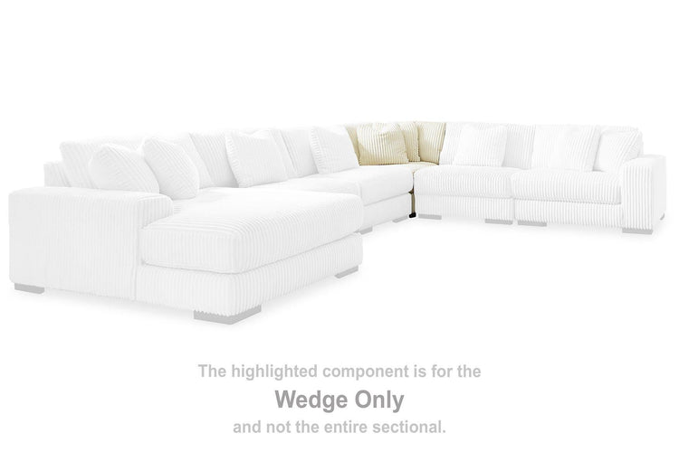 Lindyn Sectional with Chaise