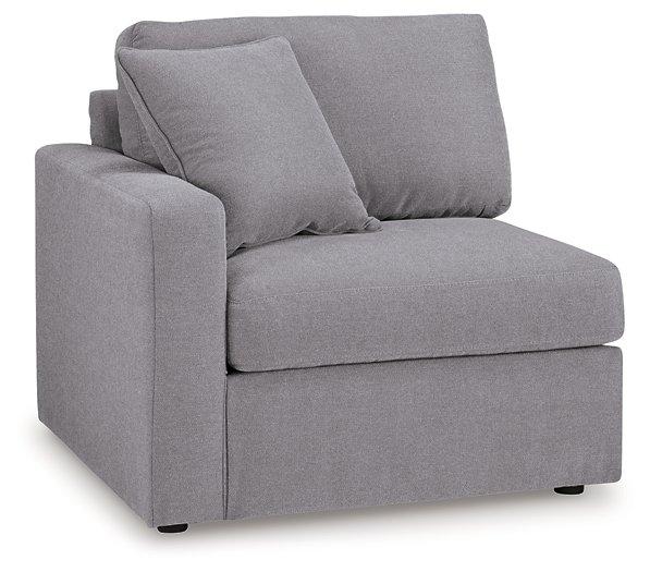 Modmax Sectional with Audio System