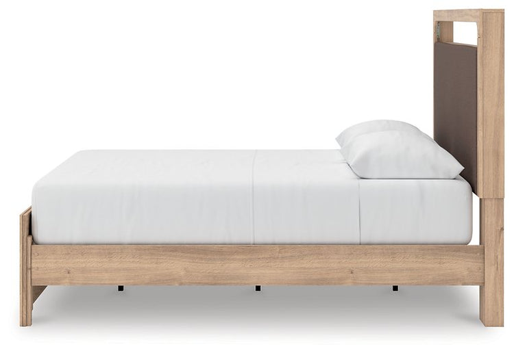 Kinlanni Upholstered Bed