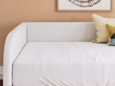 Arloster Upholstered Bed