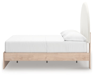 Arloster Upholstered Bed
