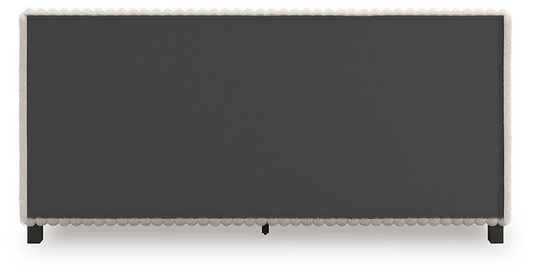 Zuraleus Bed