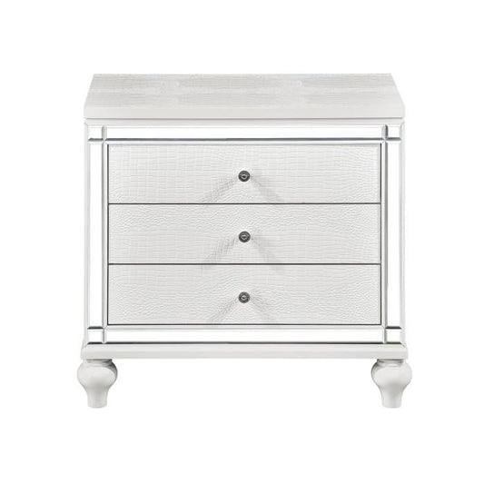 Alonza 3 Drawer Nightstand in White 1845-4