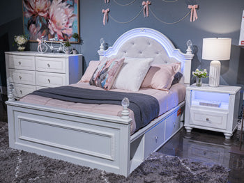 Kozlani Upholstered Bed