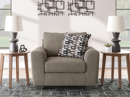 Triston-Peaks Oversized Chair