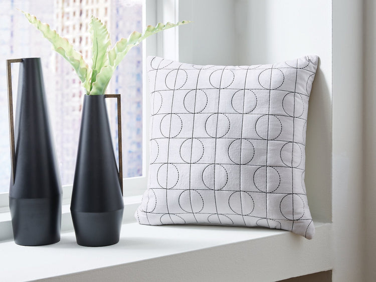 Kydner Pillow (Set of 4)