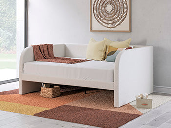 Arloster Upholstered Bed